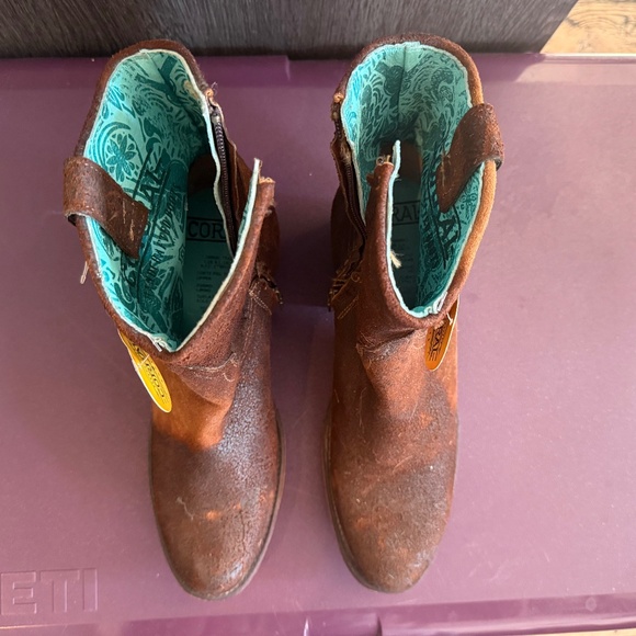 Corral Boots C1064 Women's size 9 Chocolate Tan Lamb Booties Cowboy NWT - Picture 2 of 4